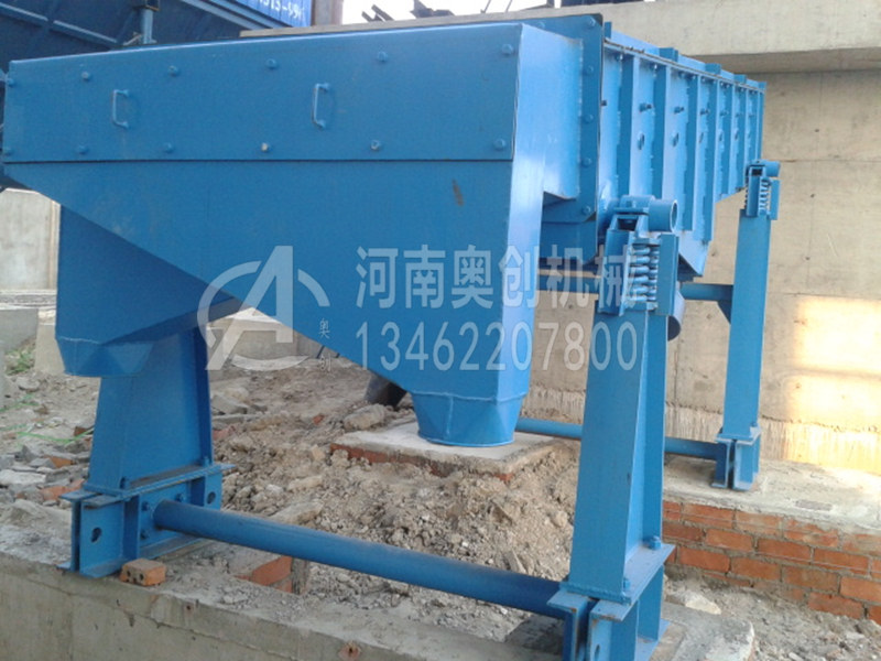 石墨粉分級直線振動篩選機(jī)