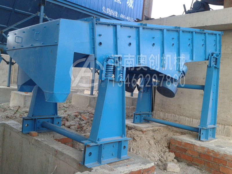 直線振動(dòng)篩選機(jī)