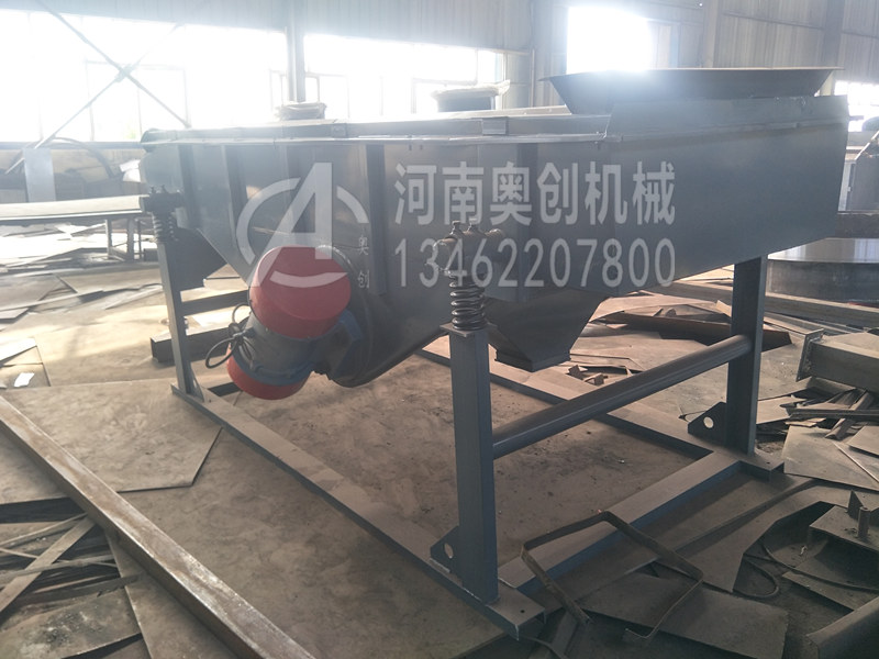 如何提高顆粒分級(jí)專用直線振動(dòng)篩選機(jī)的篩分效率呢？