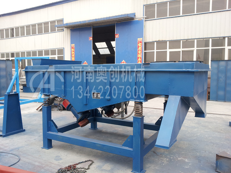 影響有機(jī)硅粉篩分除雜直線振動篩選機(jī)價(jià)格的原因