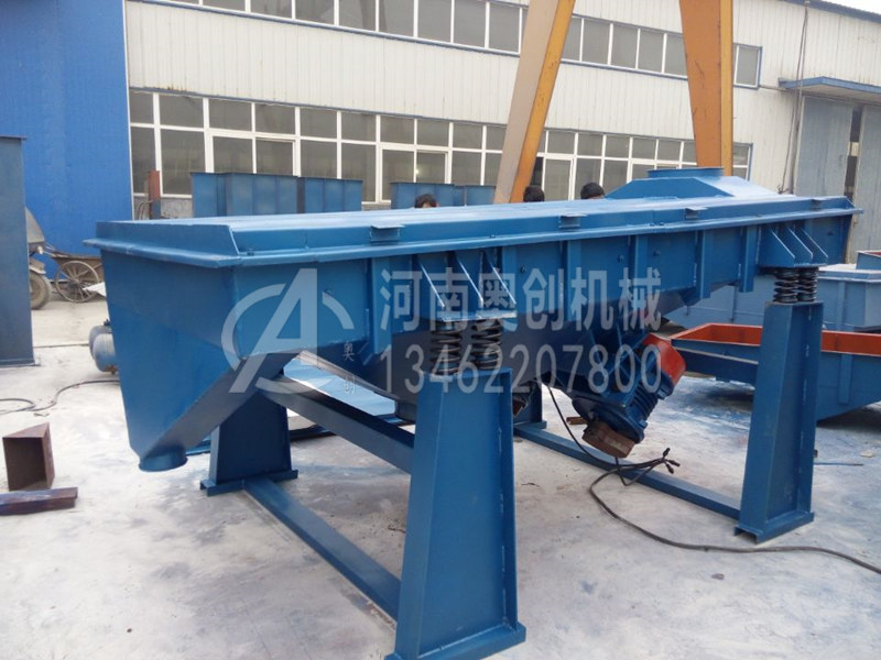 砂糖顆粒分級(jí)專用直線振動(dòng)篩電機(jī)的安裝結(jié)構(gòu)介紹