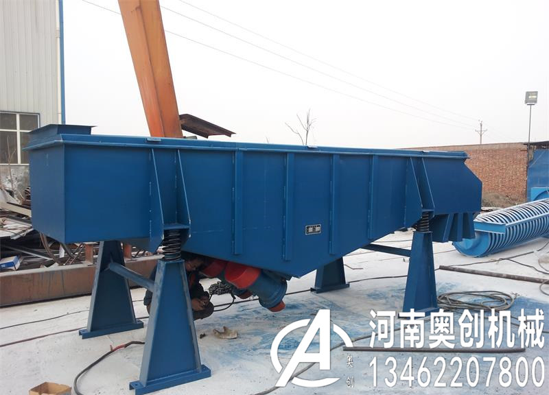 香精調(diào)料篩分專用直線振動篩工作時導致跳閘的原因有哪些嗎 香精調(diào)料篩分專用直線振動篩工作時導致跳閘的原因有哪些嗎