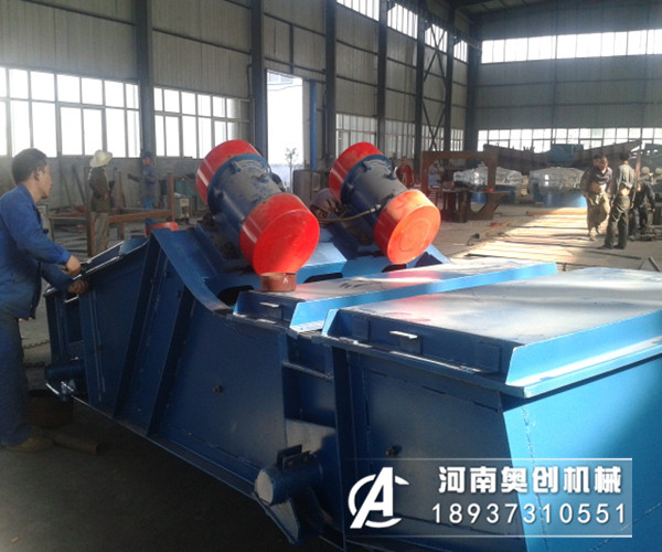 礦用振動(dòng)篩振動(dòng)電機(jī)防止螺絲松動(dòng)的方法