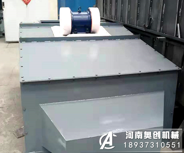 水泥直線振動(dòng)篩