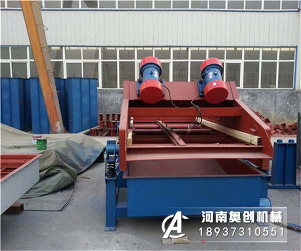 牛糞振動脫水篩機(jī)