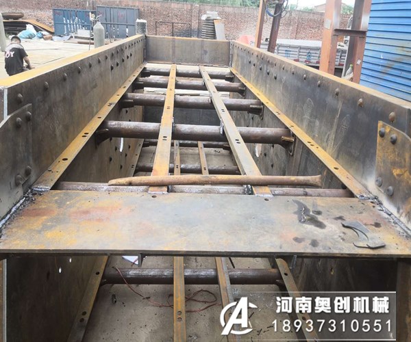 礦用振動(dòng)篩變頻電機(jī)發(fā)熱什么原因造成的呀？