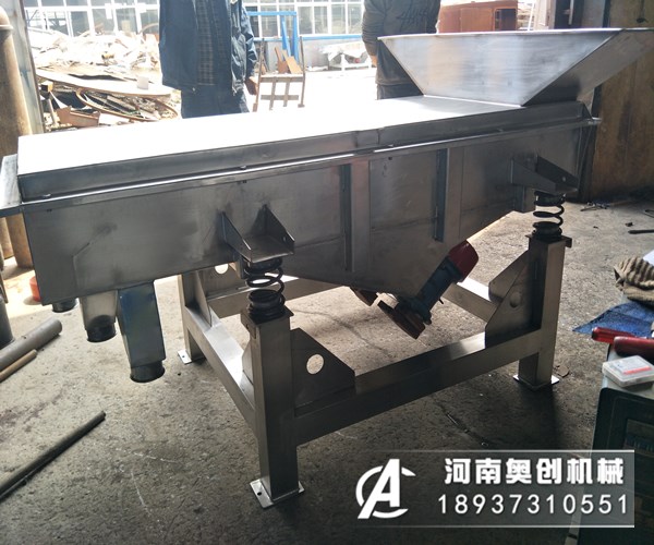 石英砂直線篩的的不同材質(zhì)大概價格是多少？