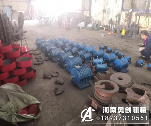 單項(xiàng)振動(dòng)電機(jī)市場(chǎng)上有很多牌子怎么挑選吶？