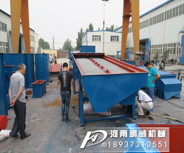 直線振動篩拉網(wǎng)式篩網(wǎng)安裝的好處有那些？