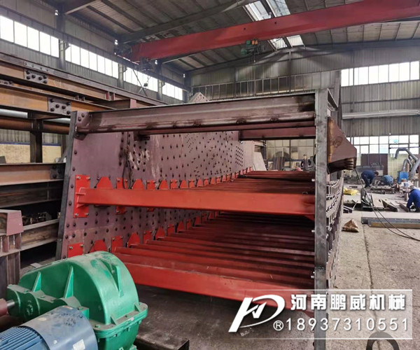 大型篩石頭振動篩