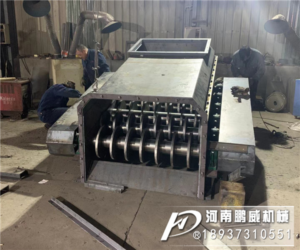 河卵石滾軸篩分機(jī)